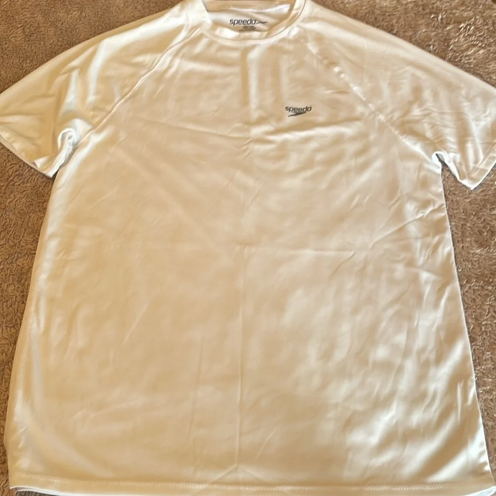 SPEEDO Men’s Dri Fit UPF Swim Shirt - size Small - Picture 10 of 14